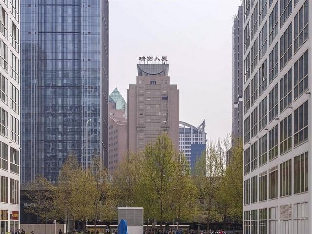 江苏压花不燃装饰板销售厂家